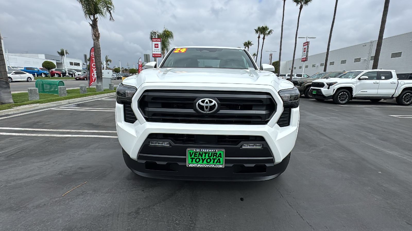 2024 Toyota Tacoma SR5 Double Cab 6 Bed AT 8