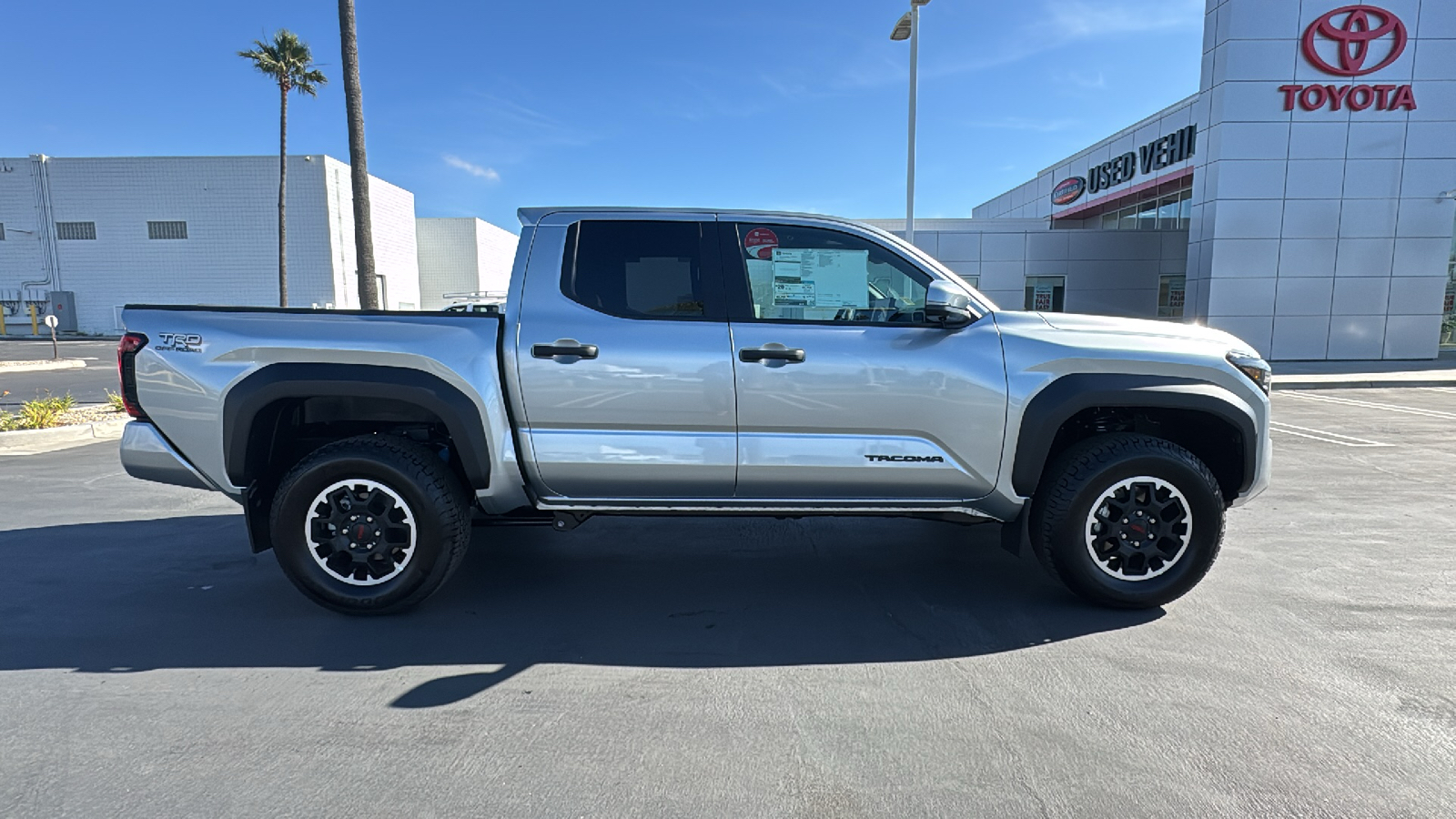 2024 Toyota Tacoma TRD Off Road Double Cab 5 Bed MT 2