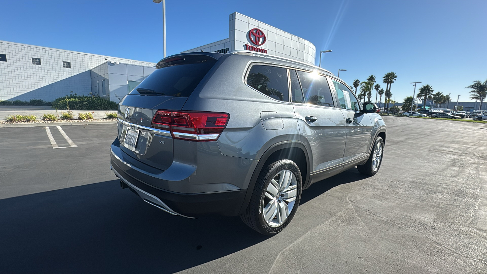 2019 Volkswagen Atlas 3.6L V6 SE w/Technology 3