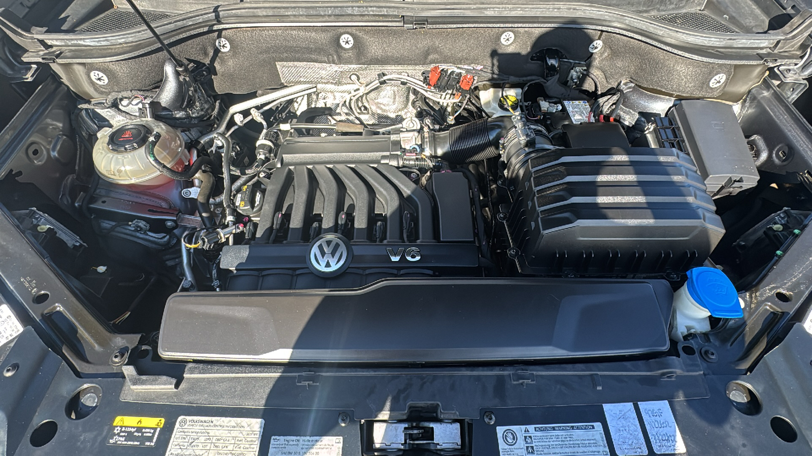 2019 Volkswagen Atlas 3.6L V6 SE w/Technology 9