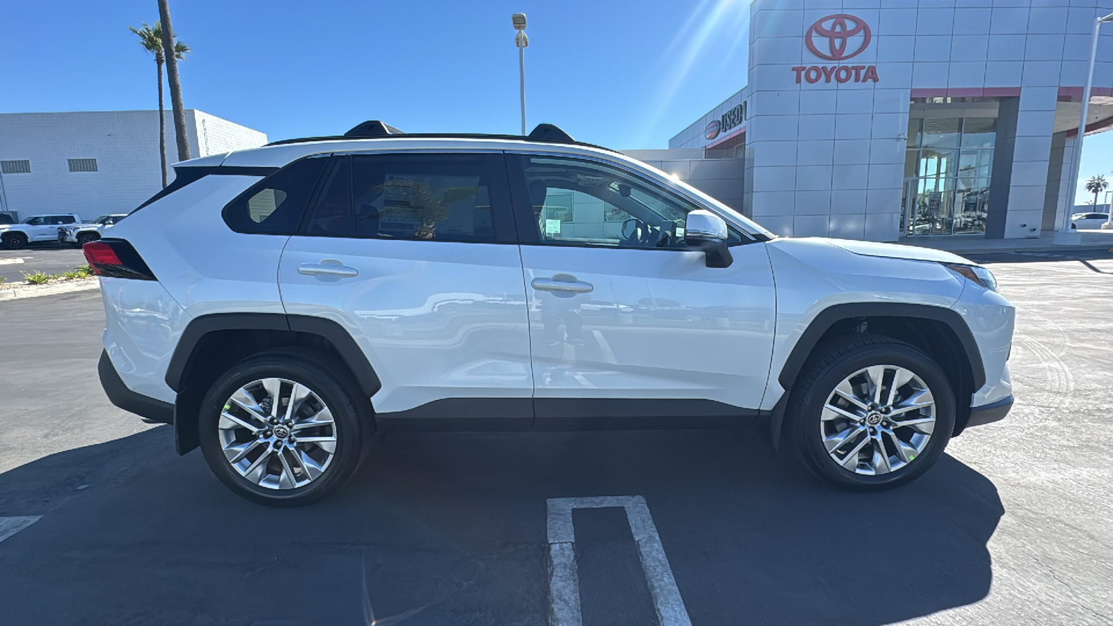 2024 Toyota RAV4 XLE Premium 2