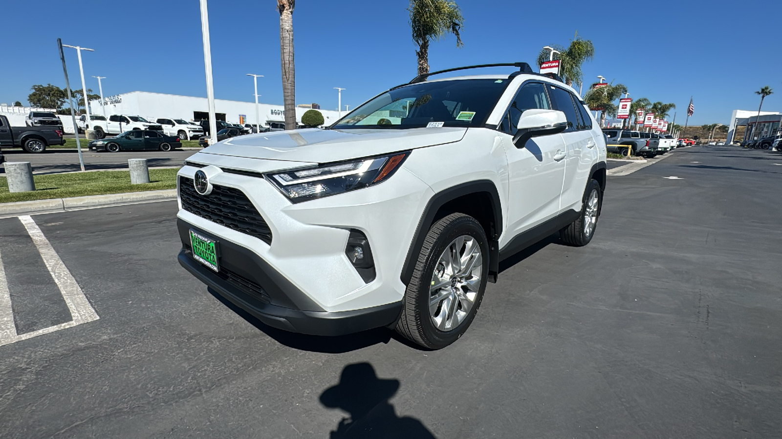 2024 Toyota RAV4 XLE Premium 7