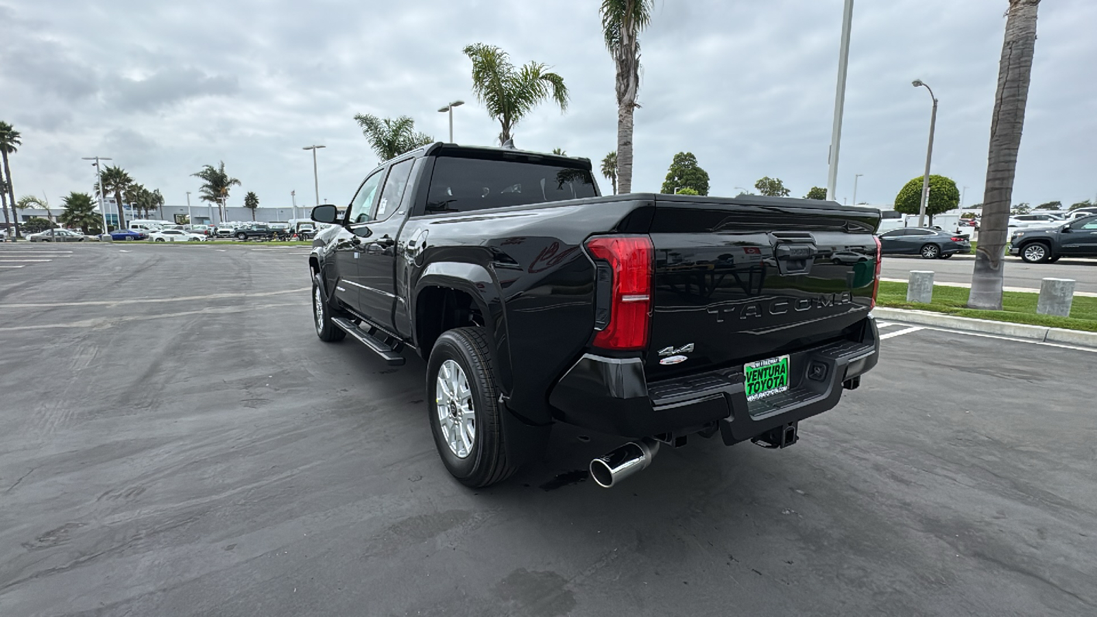 2024 Toyota Tacoma SR5 Double Cab 6 Bed AT 5