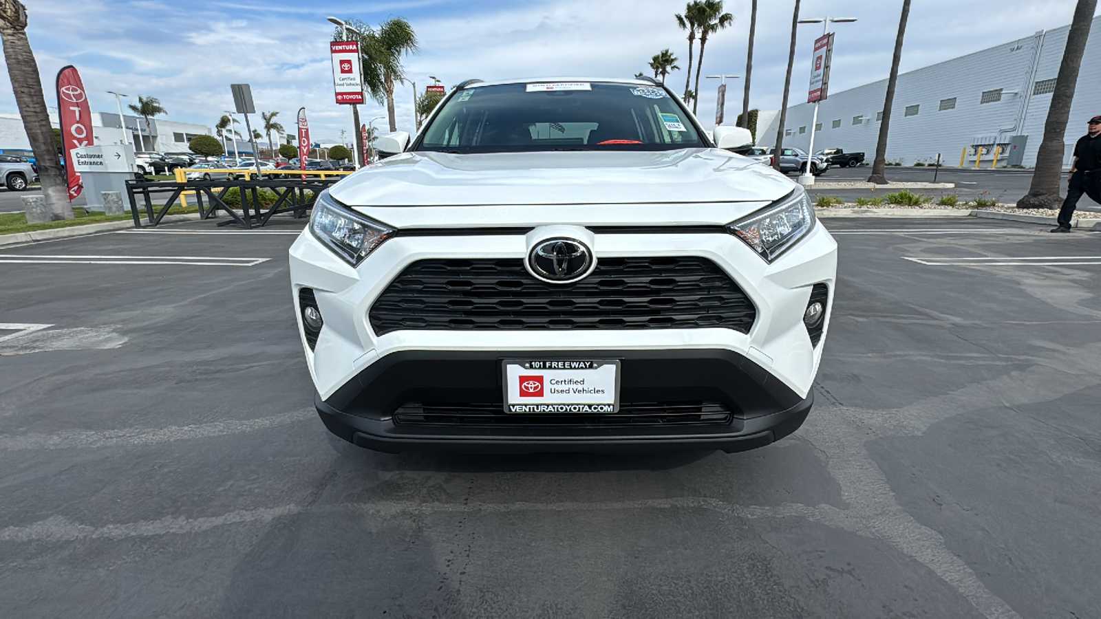 2019 Toyota RAV4 XLE 8