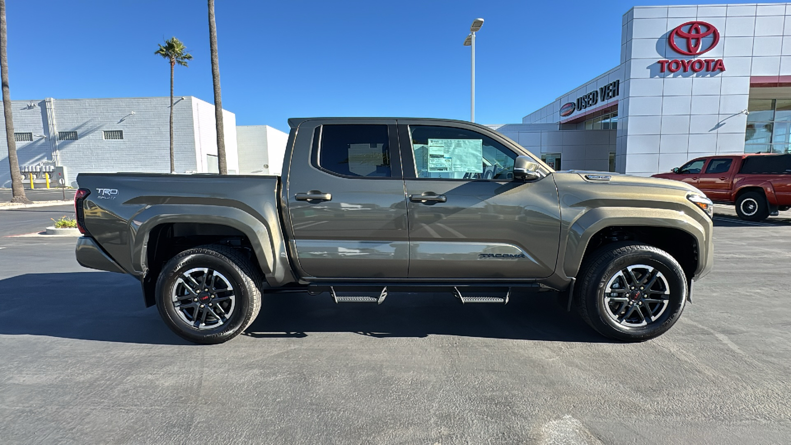 2024 Toyota Tacoma TRD Sport Hybrid Double Cab 5 Bed AT 2