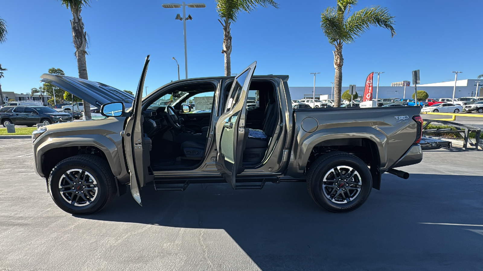 2024 Toyota Tacoma TRD Sport Hybrid Double Cab 5 Bed AT 11