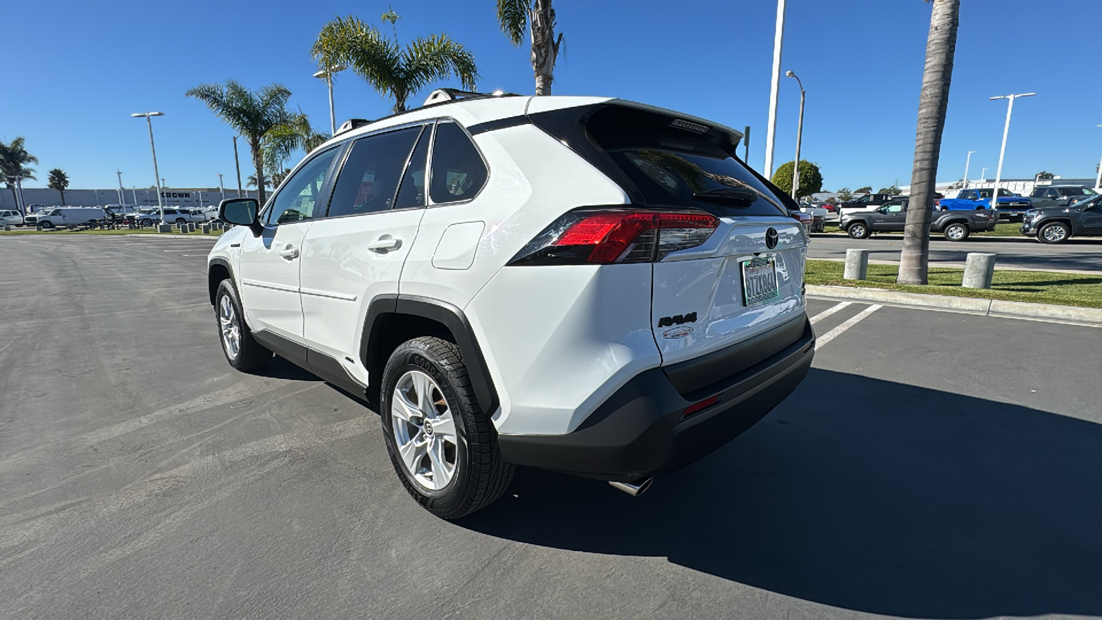 2021 Toyota RAV4 Hybrid XLE 5