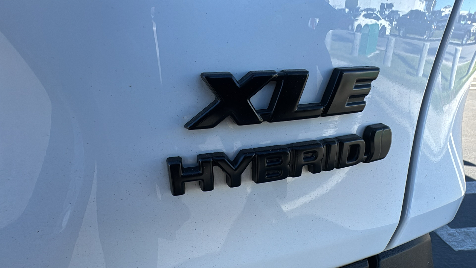 2021 Toyota RAV4 Hybrid XLE 29