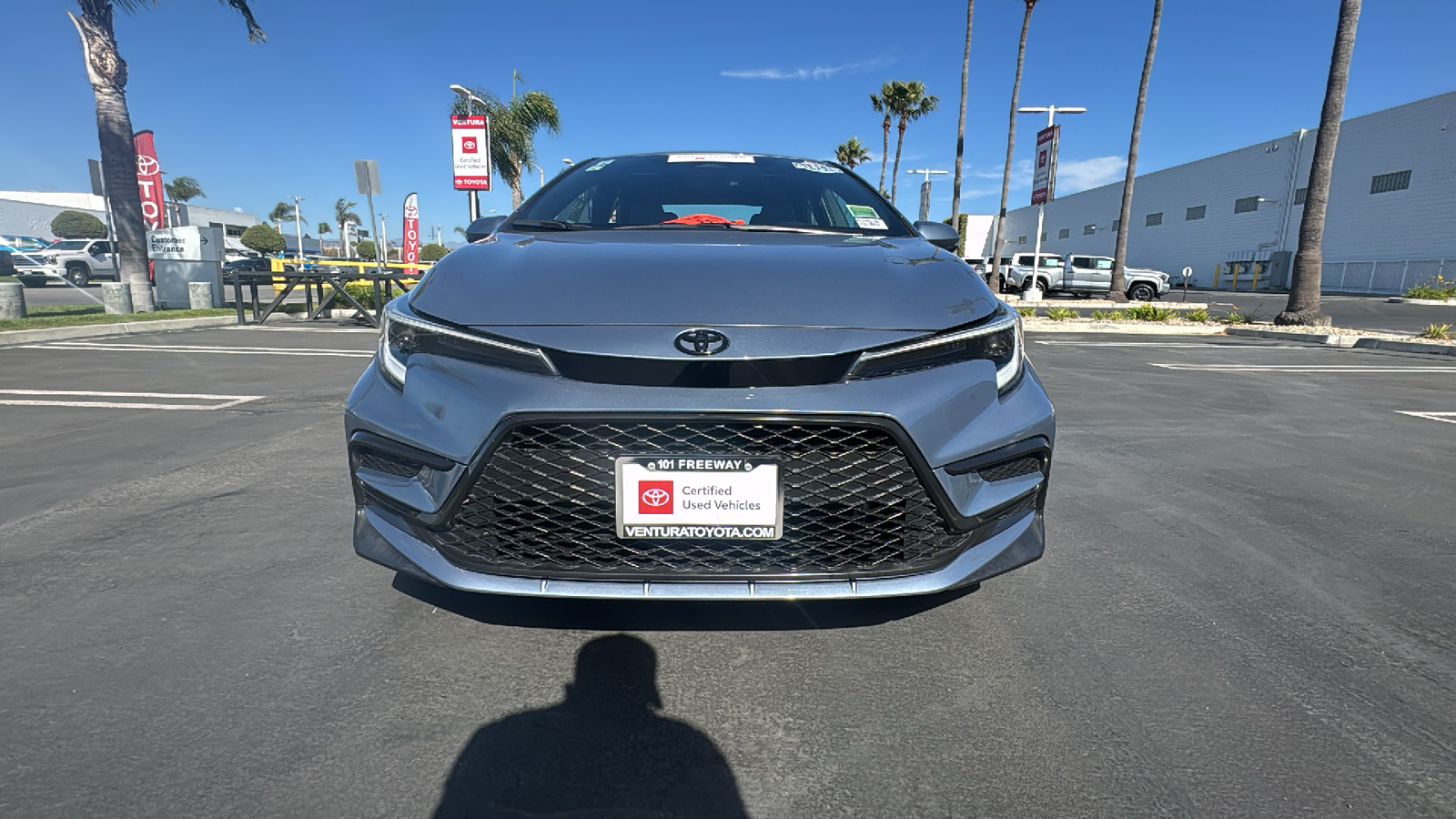 2023 Toyota Corolla SE 8