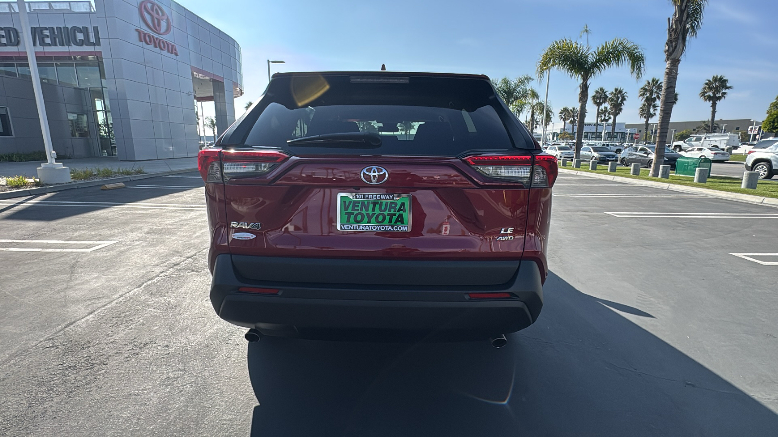 2021 Toyota RAV4 LE 4