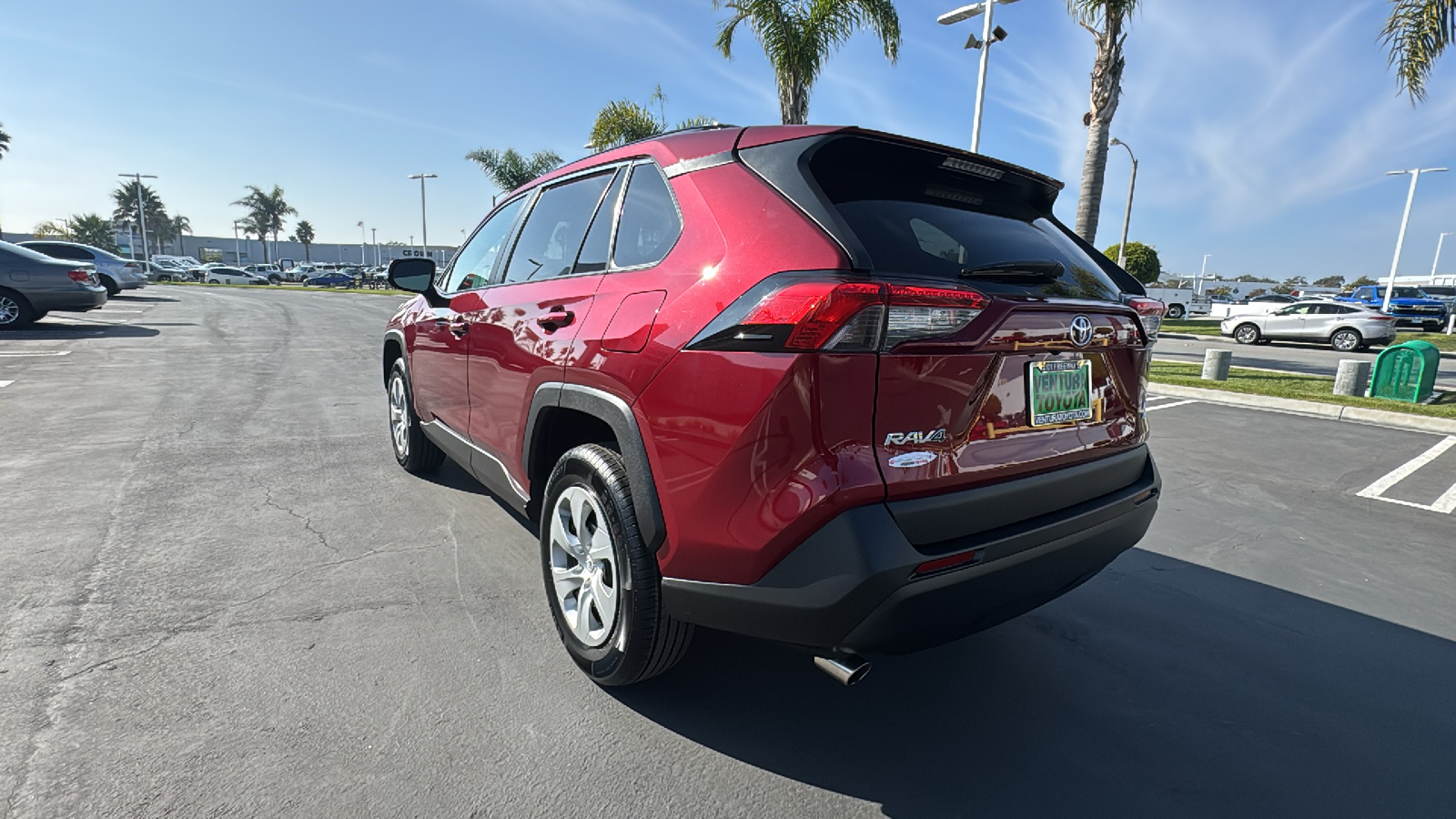 2021 Toyota RAV4 LE 5