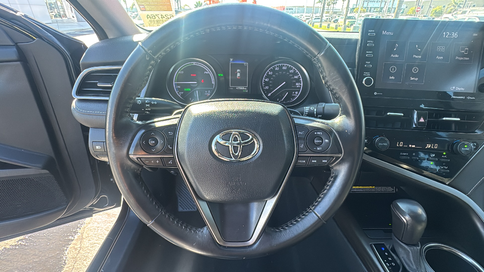 2021 Toyota Camry Hybrid SE 16