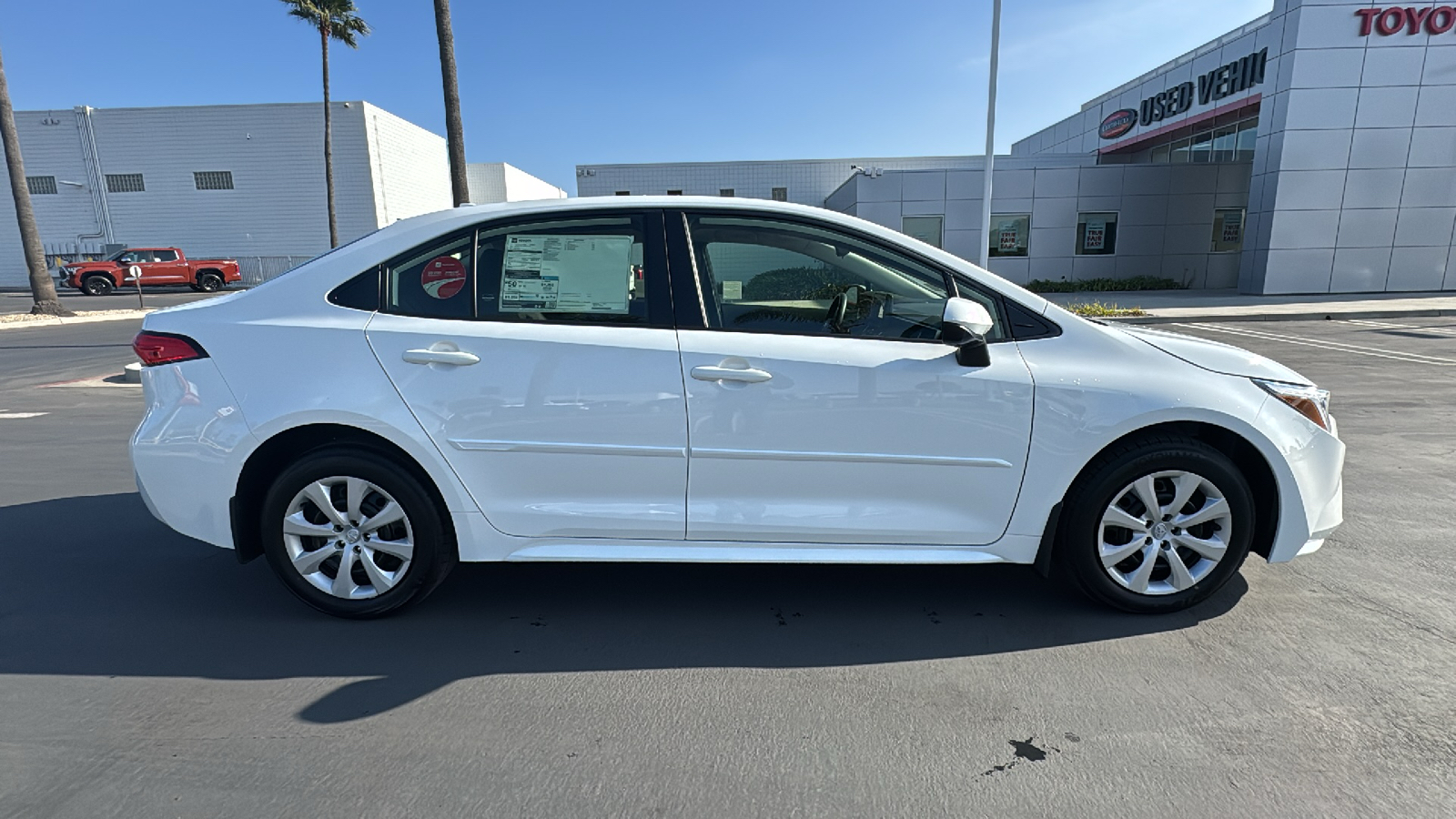 2025 Toyota Corolla Hybrid LE 2