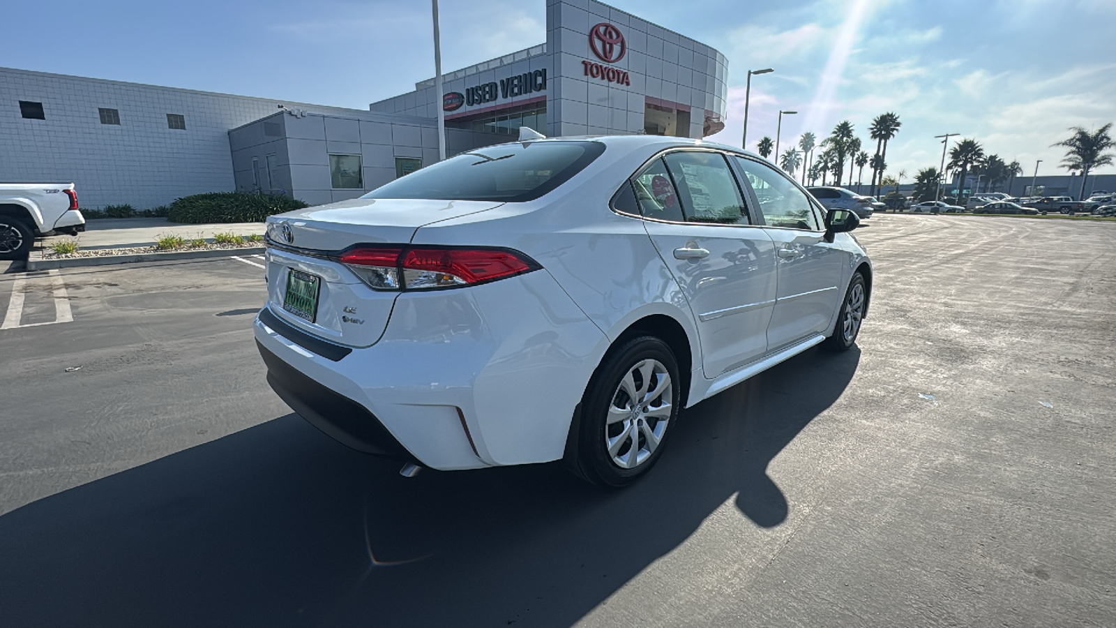 2025 Toyota Corolla Hybrid LE 3