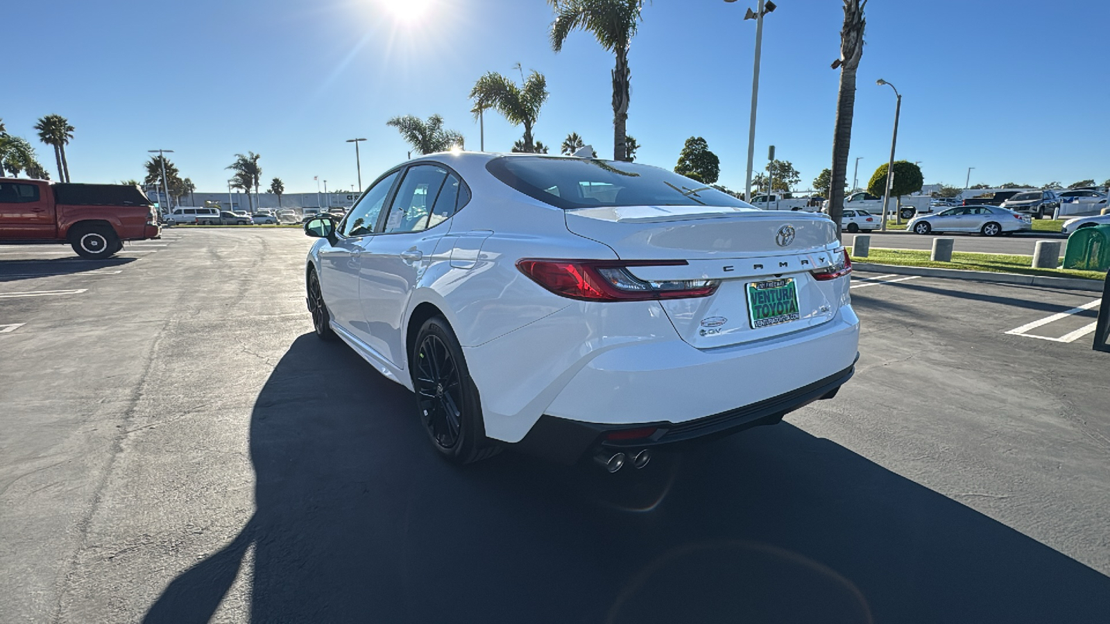 2025 Toyota Camry SE 5