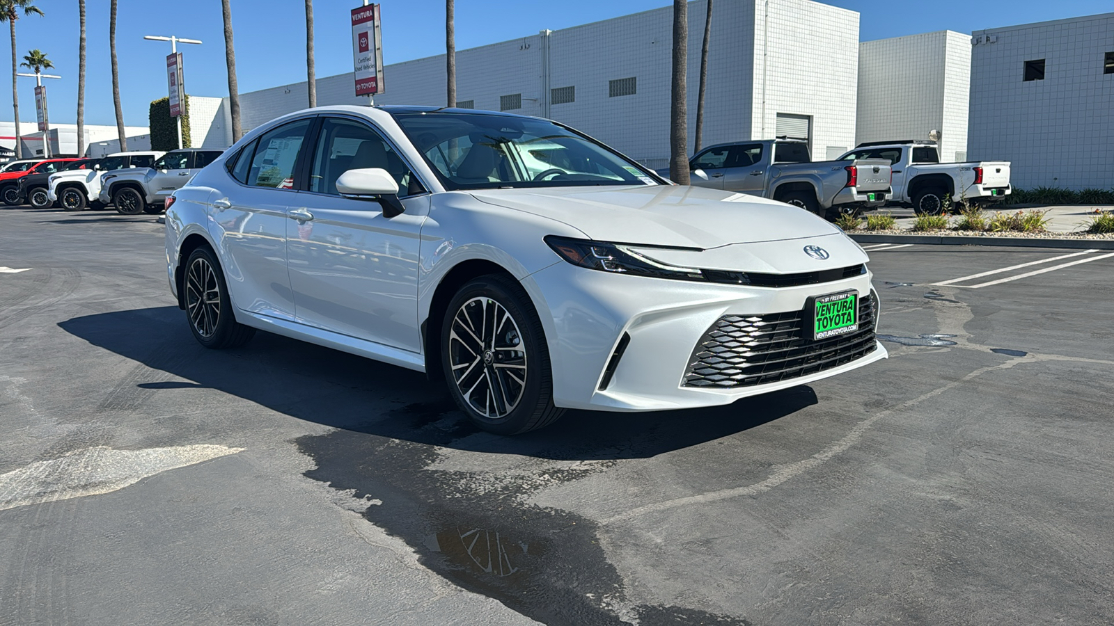 2025 Toyota Camry XLE 1