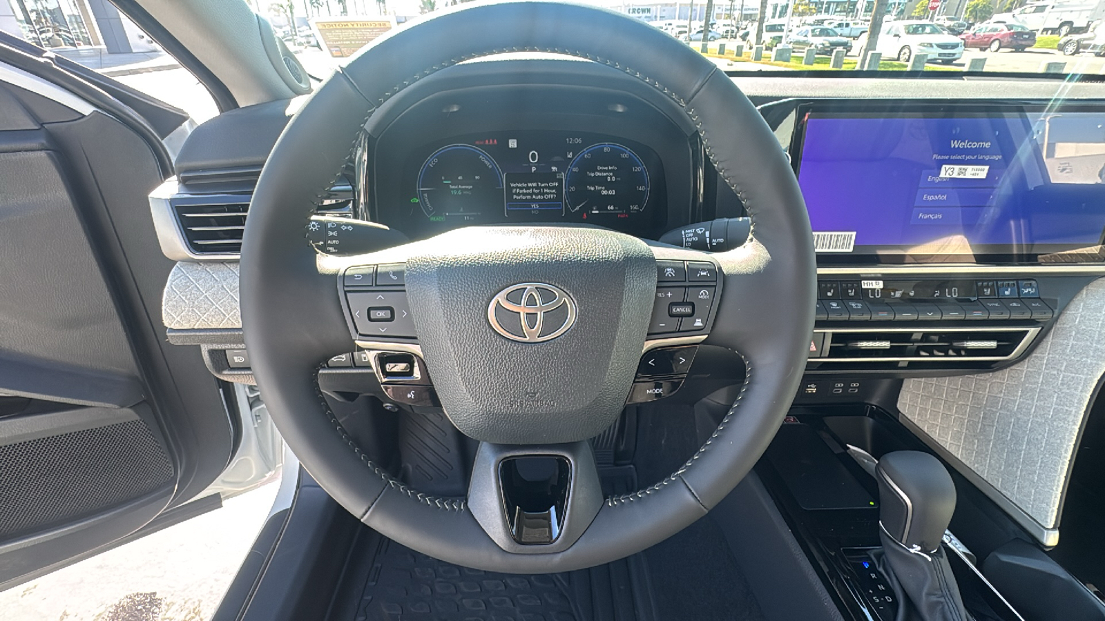 2025 Toyota Camry XLE 16