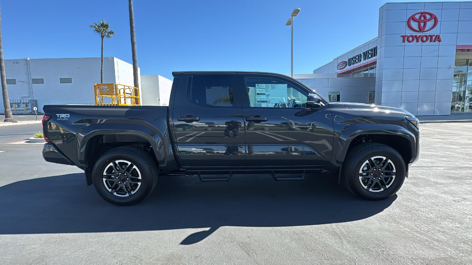 2024 Toyota Tacoma TRD Sport Double Cab 5 Bed AT 2