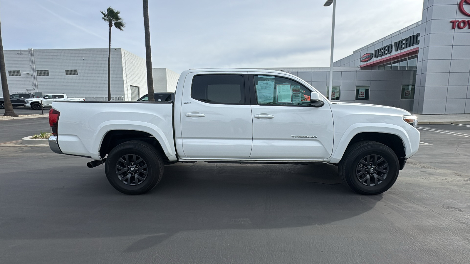 2023 Toyota Tacoma SR5 Double Cab 5 Bed V6 AT 2