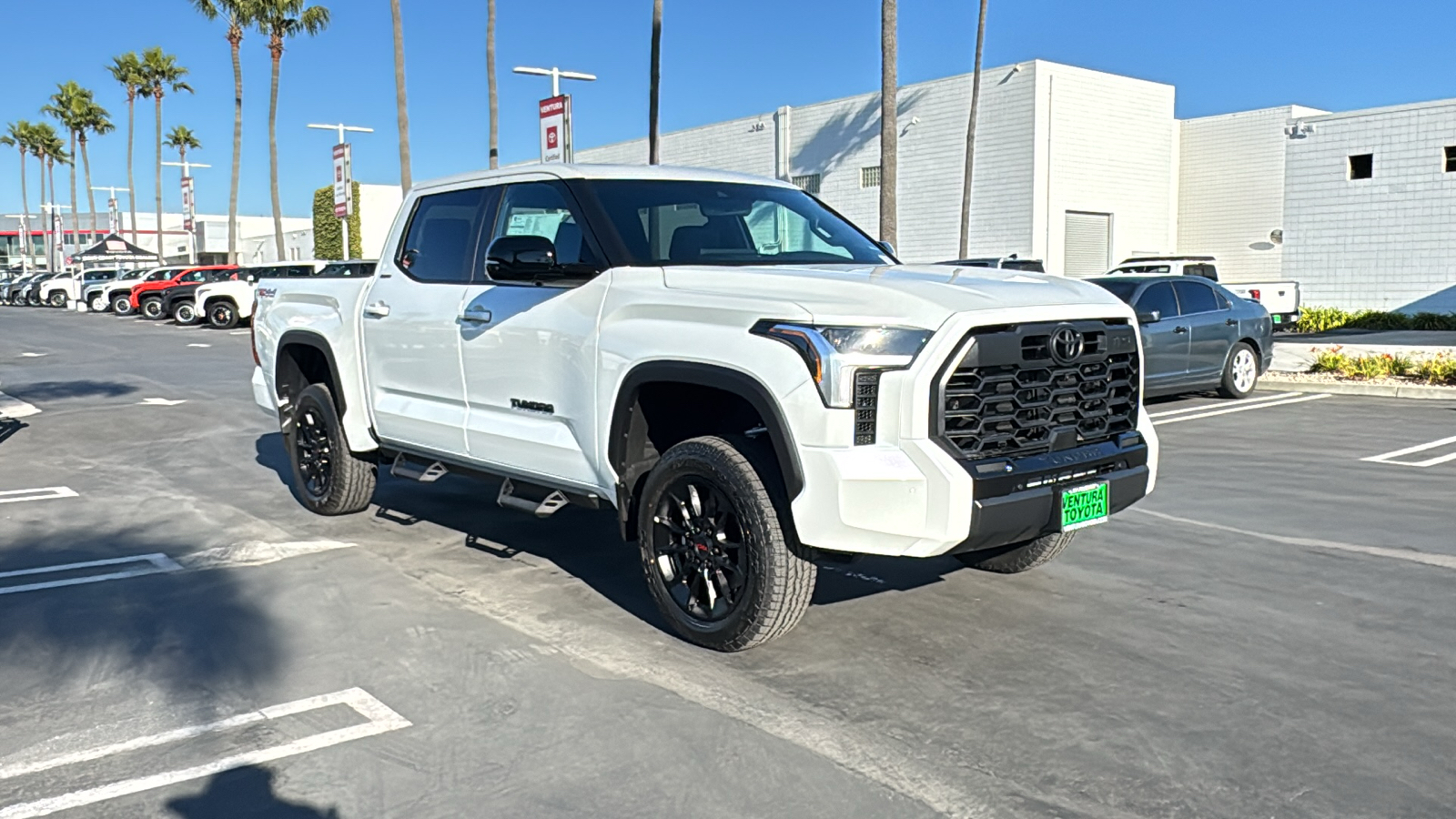 2025 Toyota Tundra Limited CrewMax 5.5 Bed 1