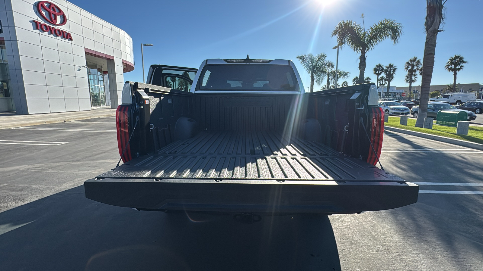 2025 Toyota Tundra Limited CrewMax 5.5 Bed 10