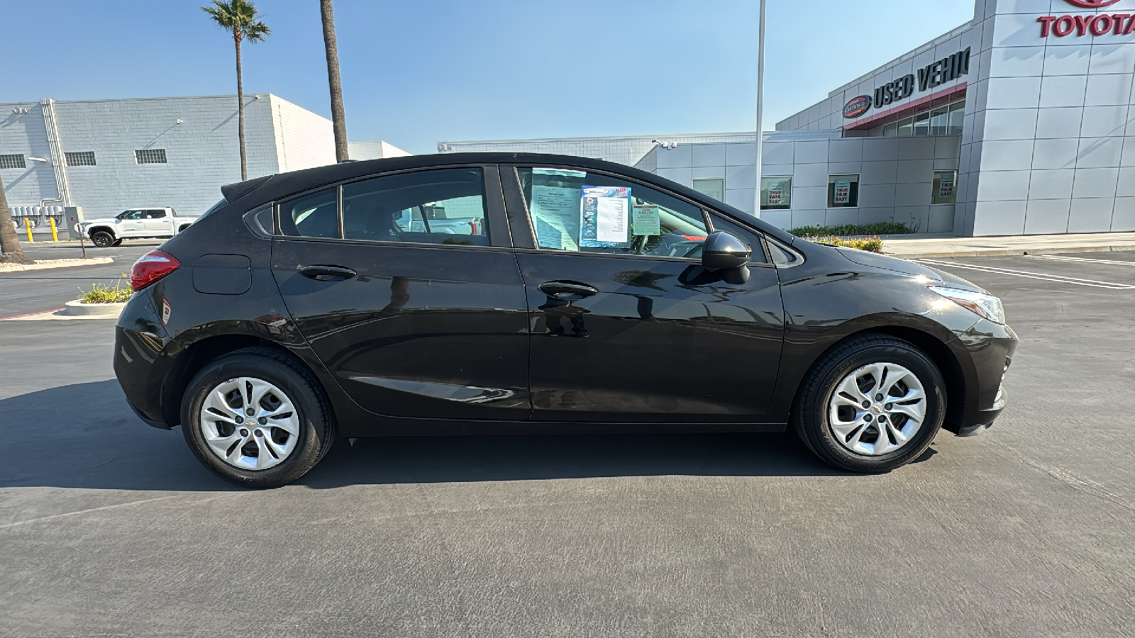 2019 Chevrolet Cruze LS 2