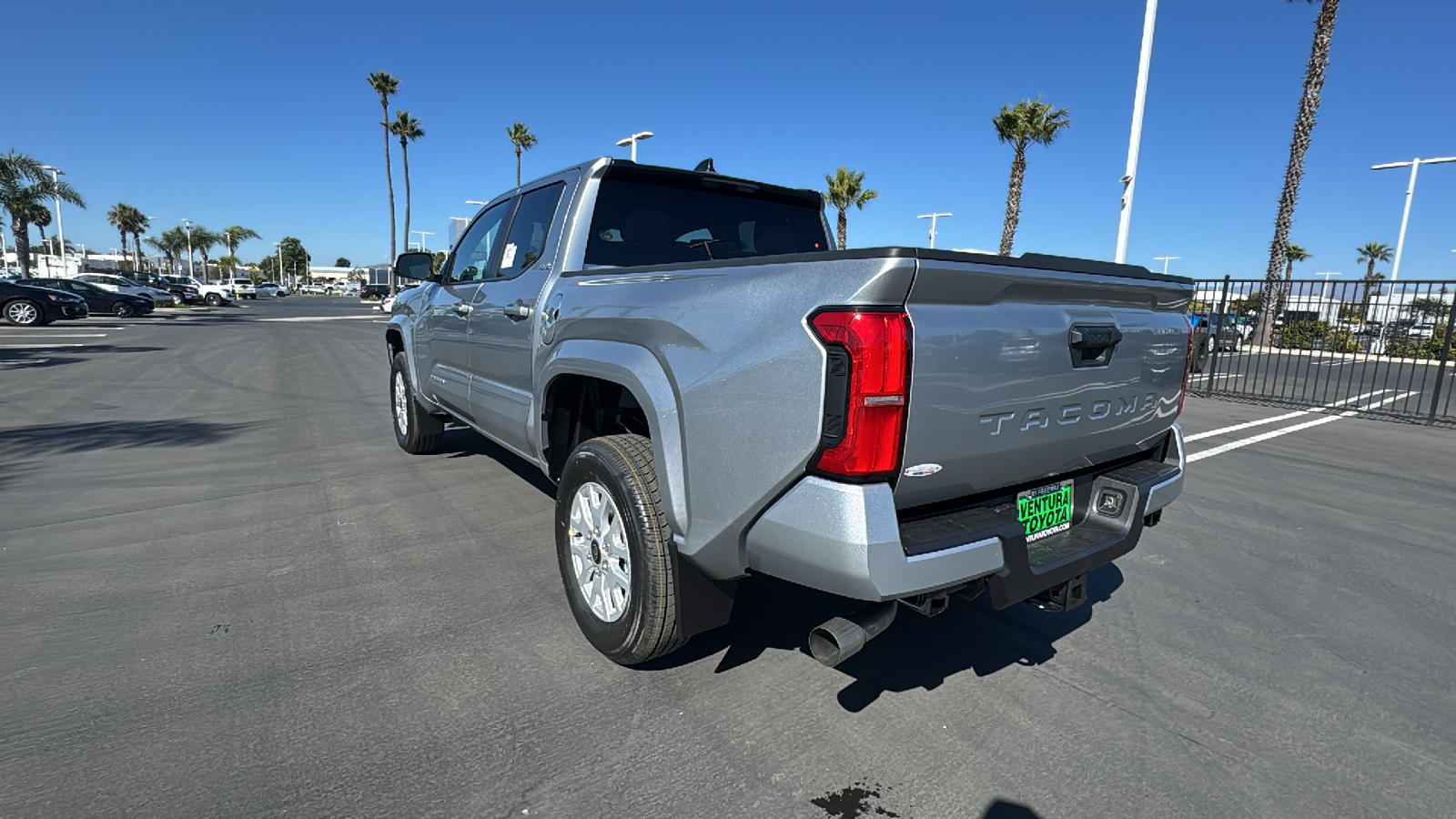 2024 Toyota Tacoma SR5 Double Cab 5 Bed AT 5