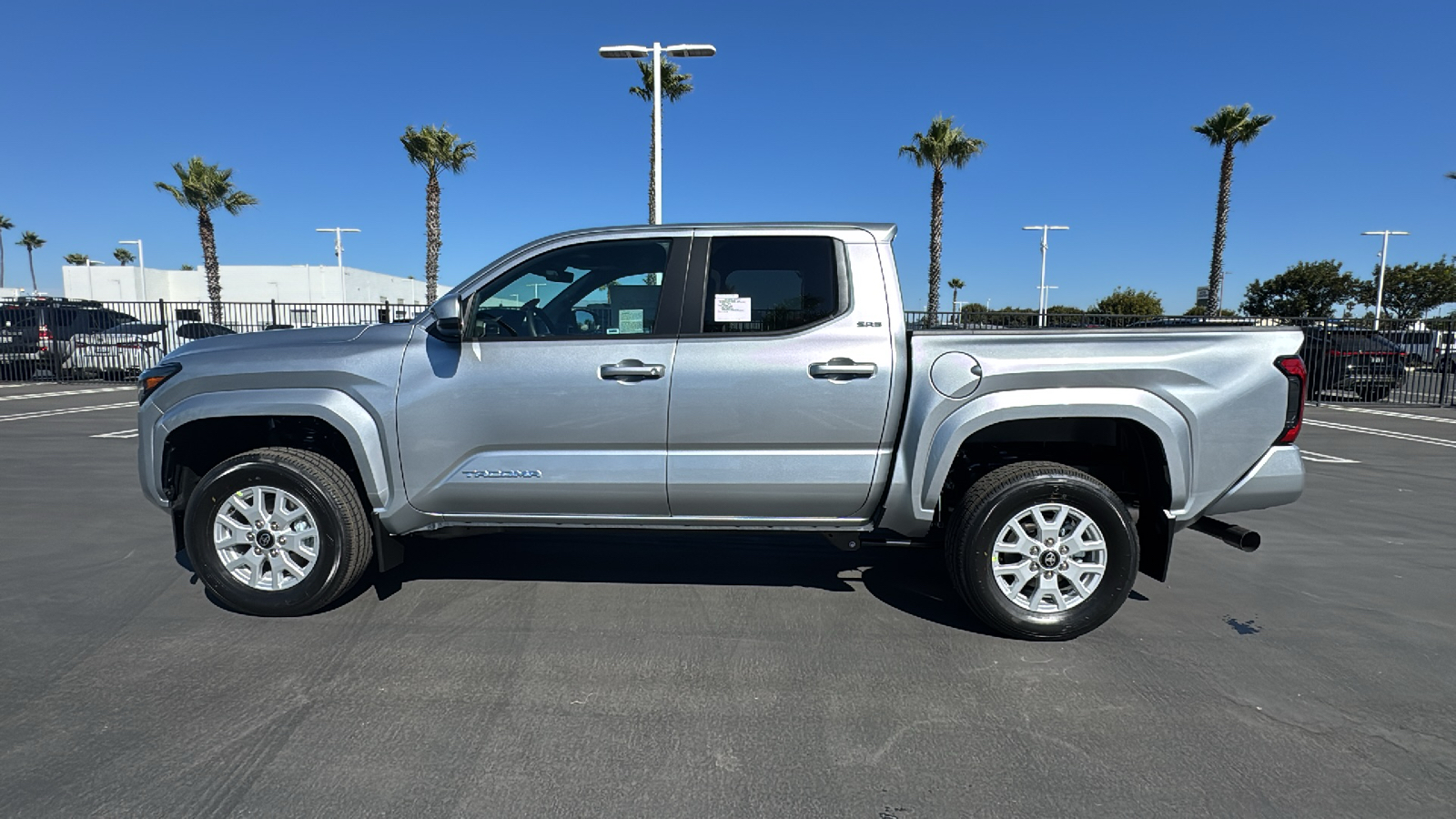 2024 Toyota Tacoma SR5 Double Cab 5 Bed AT 6