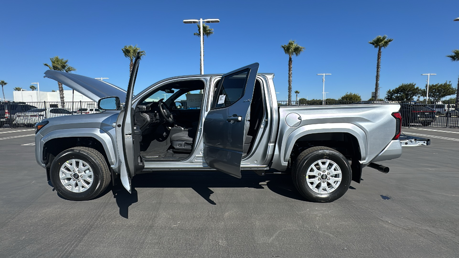 2024 Toyota Tacoma SR5 Double Cab 5 Bed AT 11