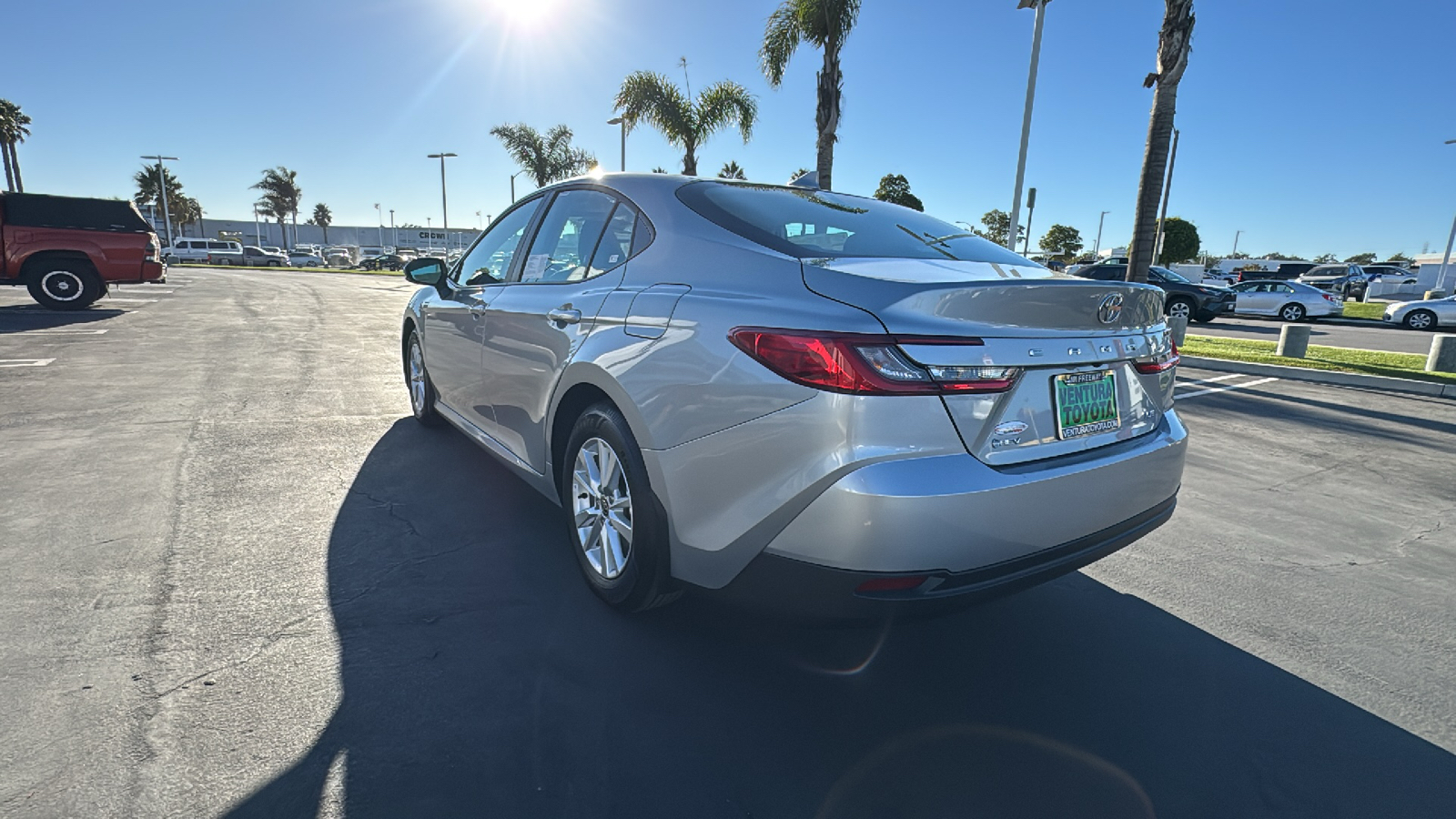 2025 Toyota Camry LE 5