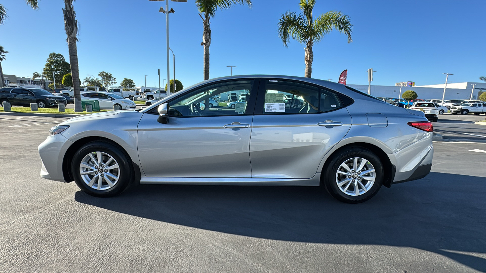 2025 Toyota Camry LE 6