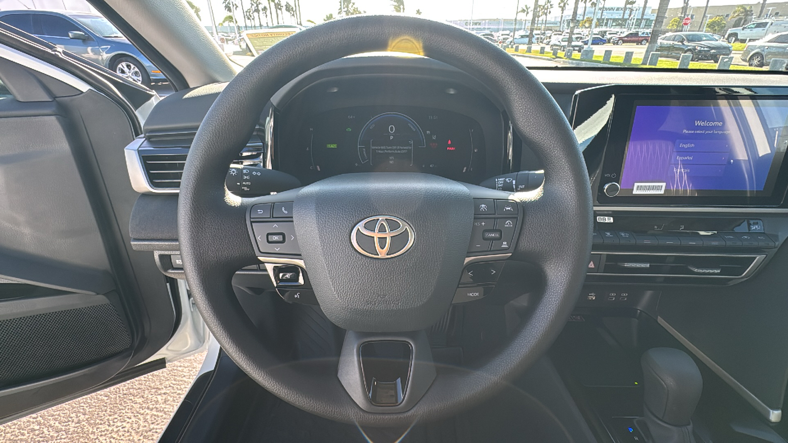 2025 Toyota Camry LE 16