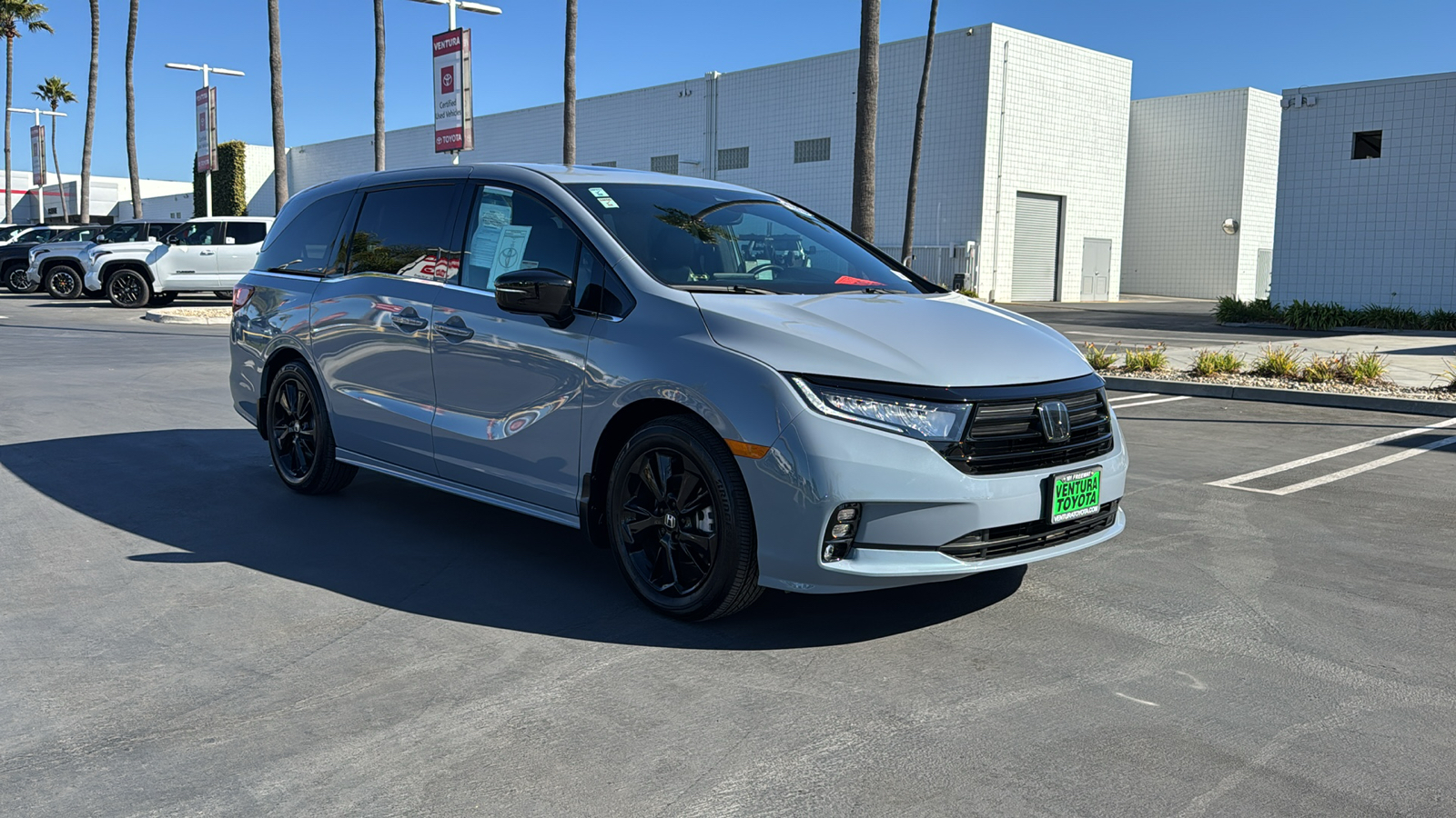 2024 Honda Odyssey Sport 1