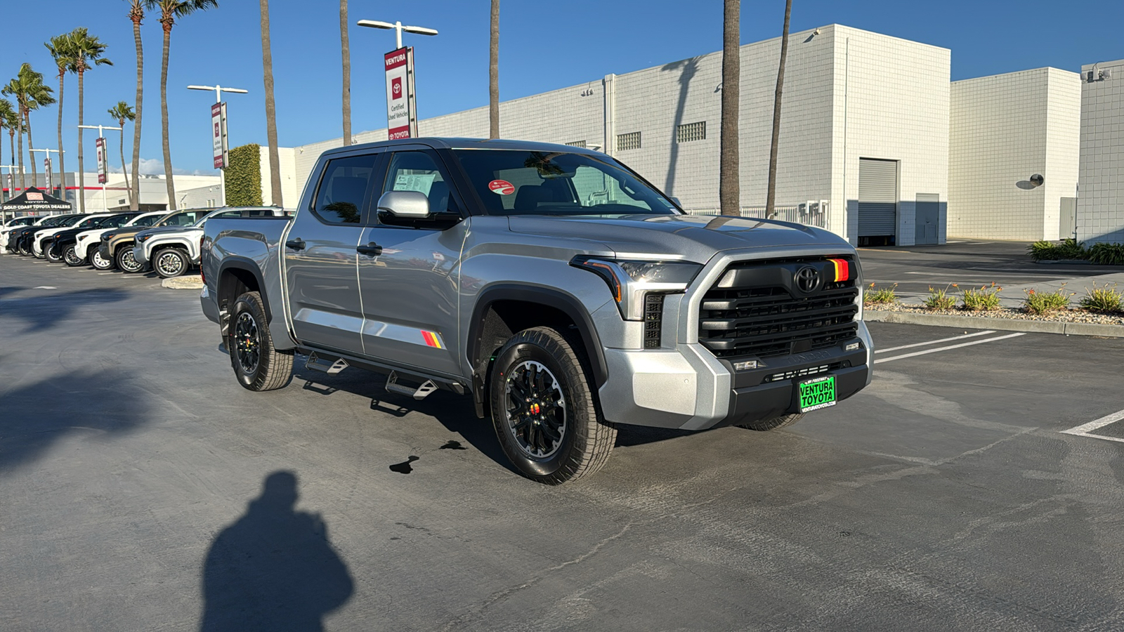 2025 Toyota Tundra Limited CrewMax 5.5 Bed 1