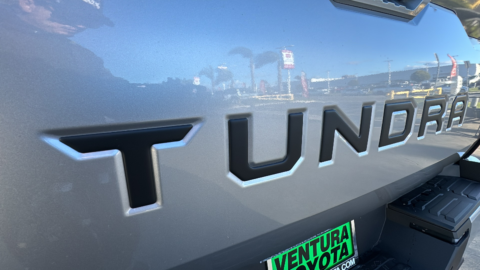 2025 Toyota Tundra Limited CrewMax 5.5 Bed 25