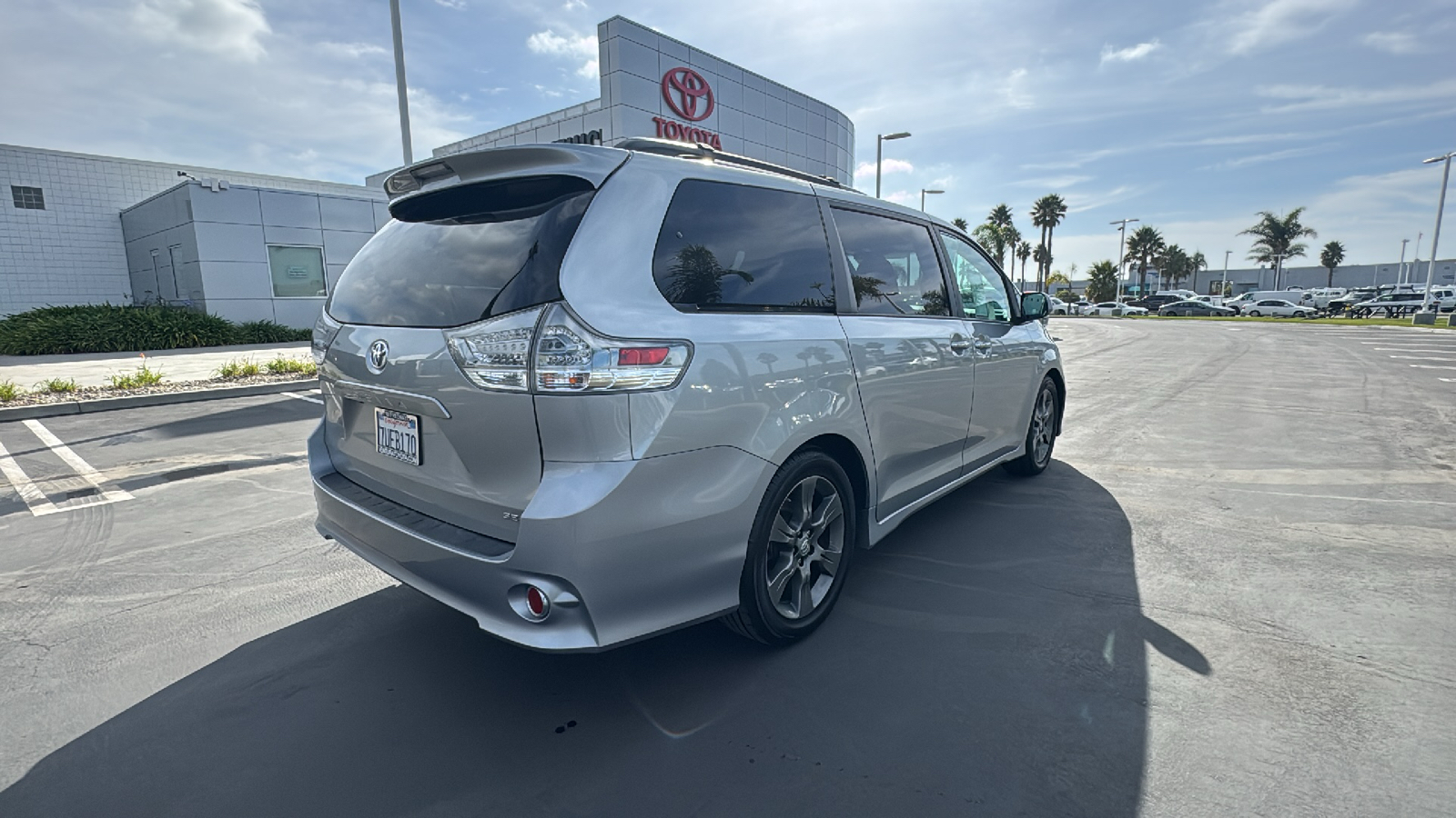 2016 Toyota Sienna SE Premium 3