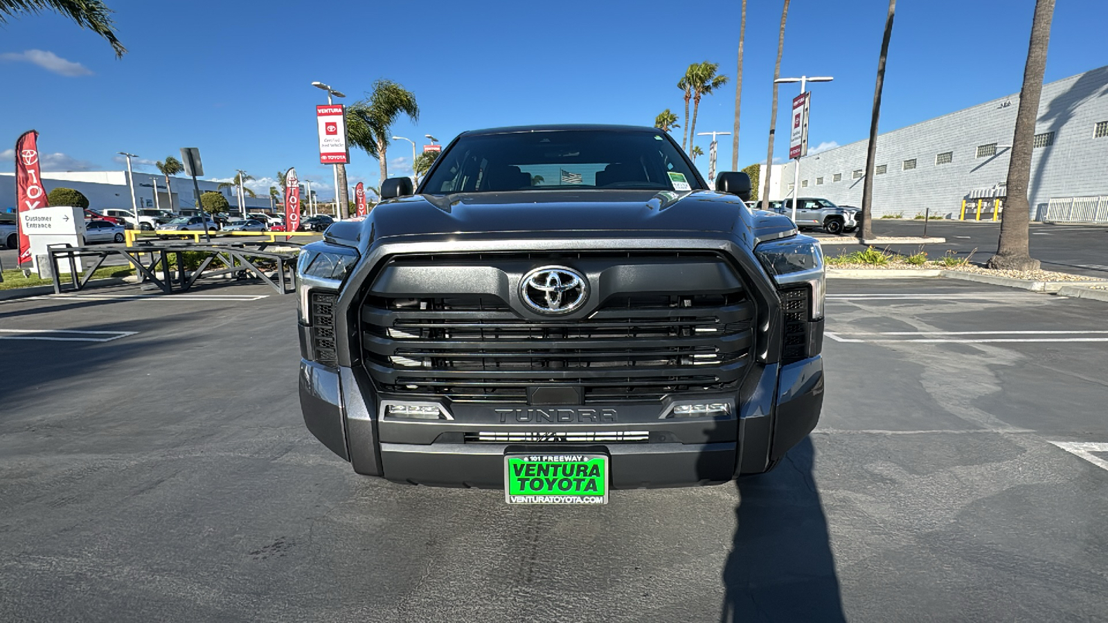 2025 Toyota Tundra SR5 CrewMax 5.5 Bed 8