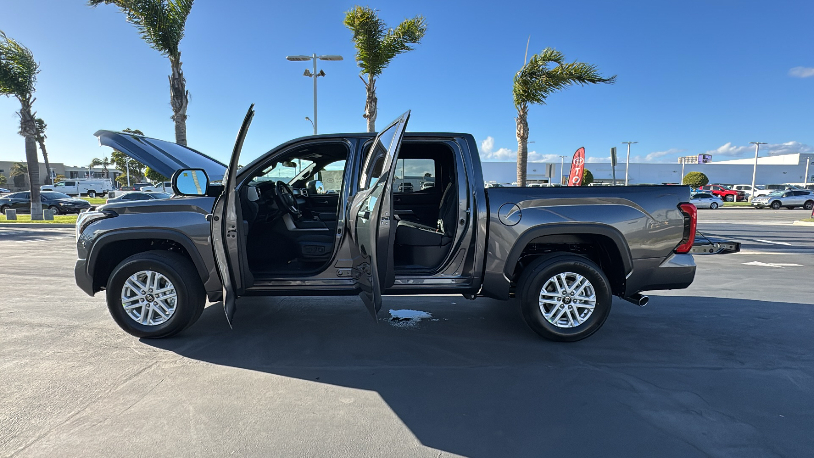 2025 Toyota Tundra SR5 CrewMax 5.5 Bed 11