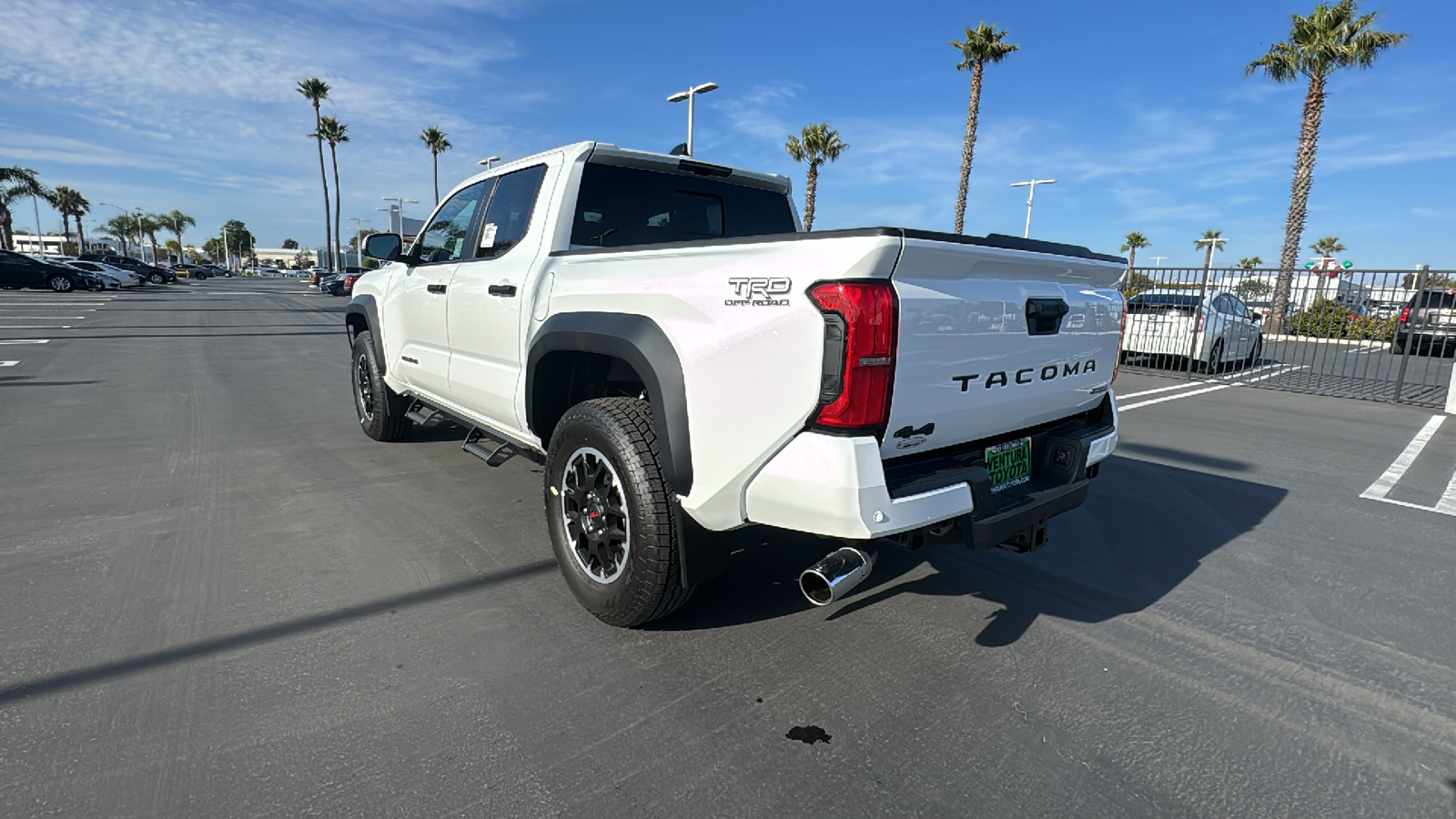 2024 Toyota Tacoma TRD Off Road Hybrid Double Cab 5 Bed AT 5