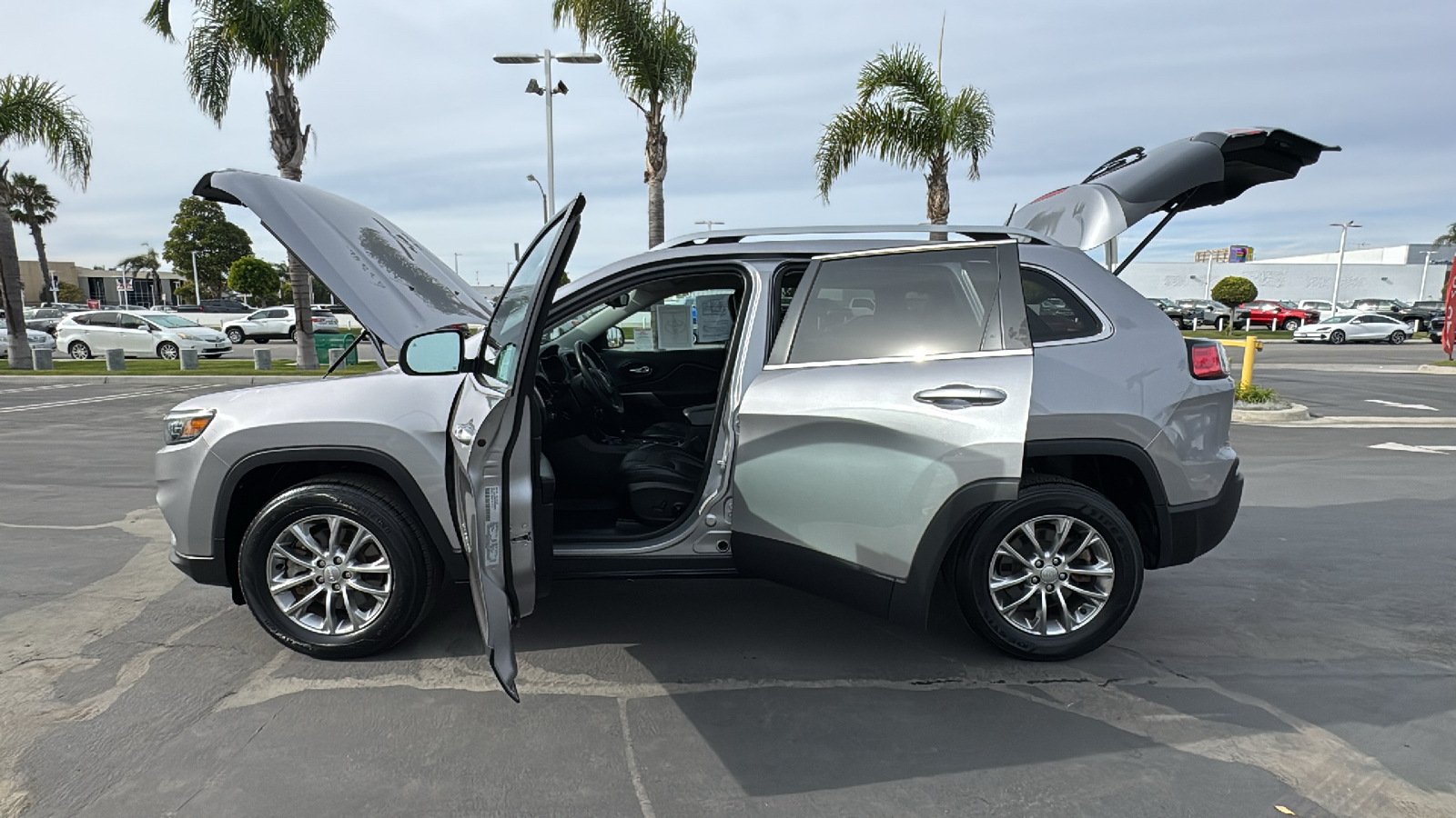 2021 Jeep Cherokee Latitude Lux 11