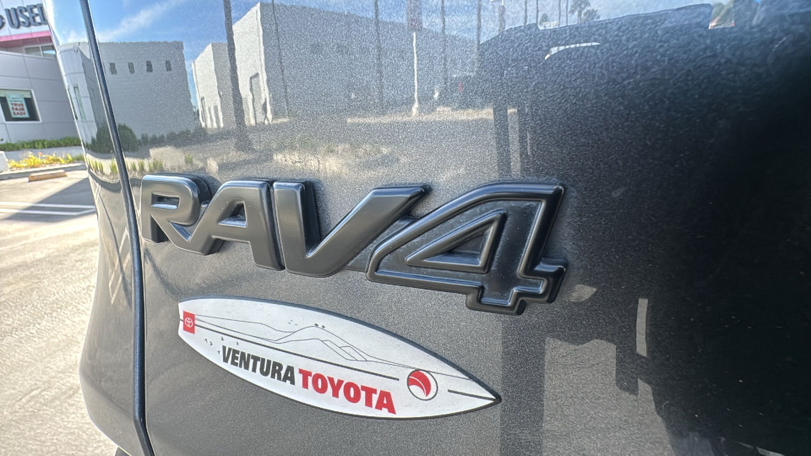 2022 Toyota RAV4 XLE Premium 29