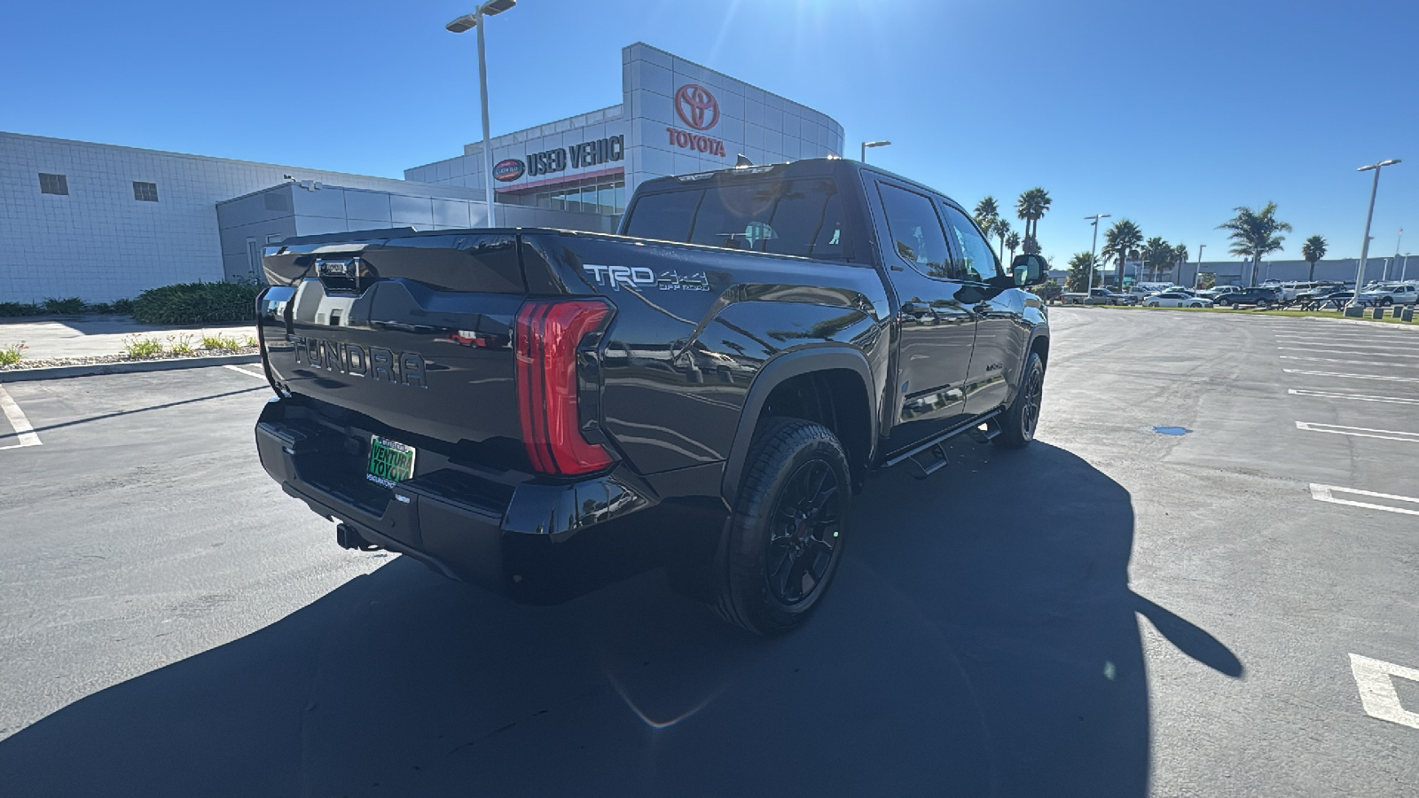 2025 Toyota Tundra Limited CrewMax 5.5 Bed 3