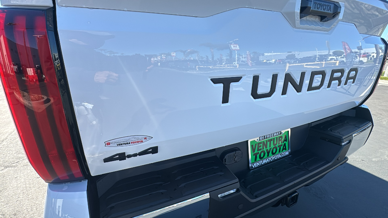 2025 Toyota Tundra SR5 CrewMax 5.5 Bed 24