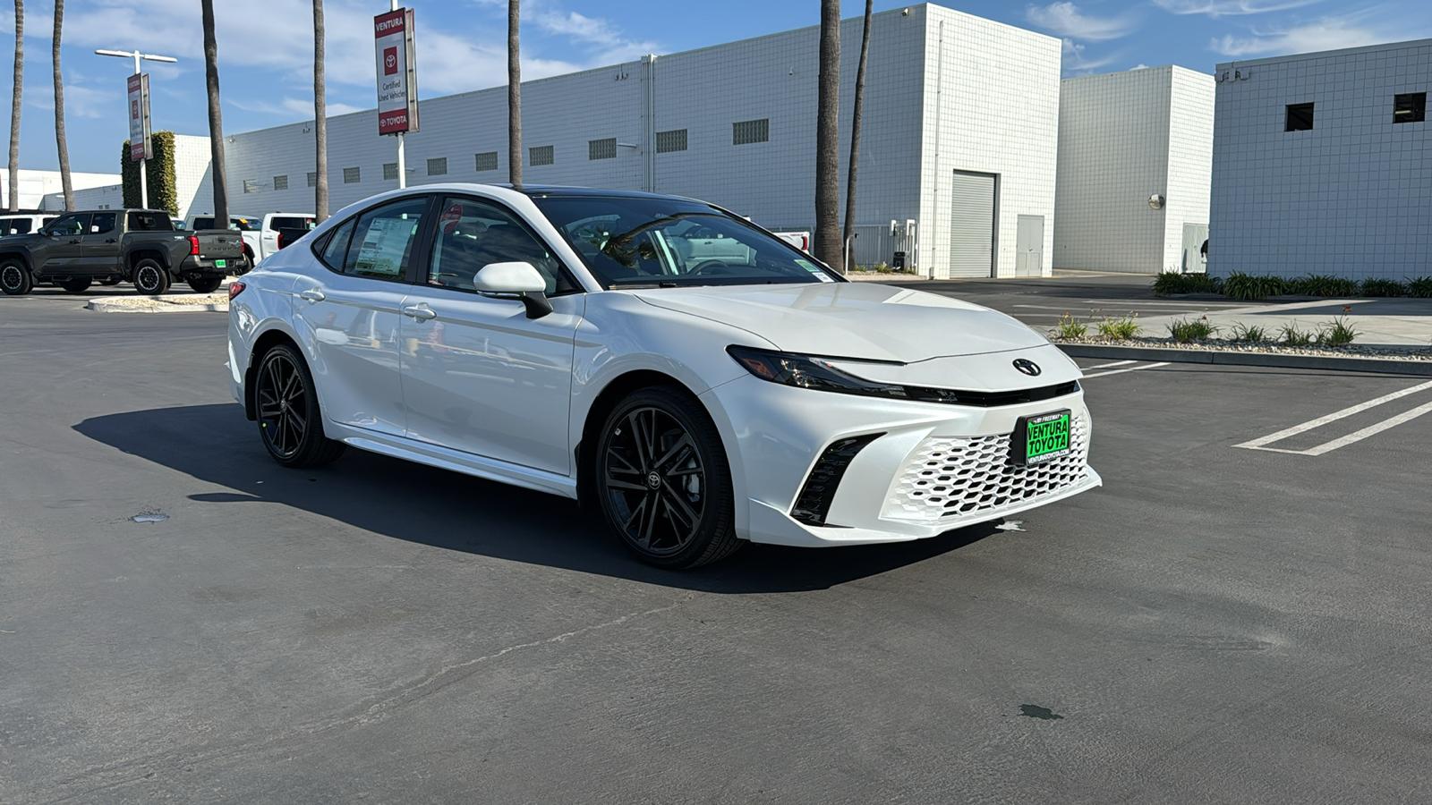 2025 Toyota Camry XSE 1