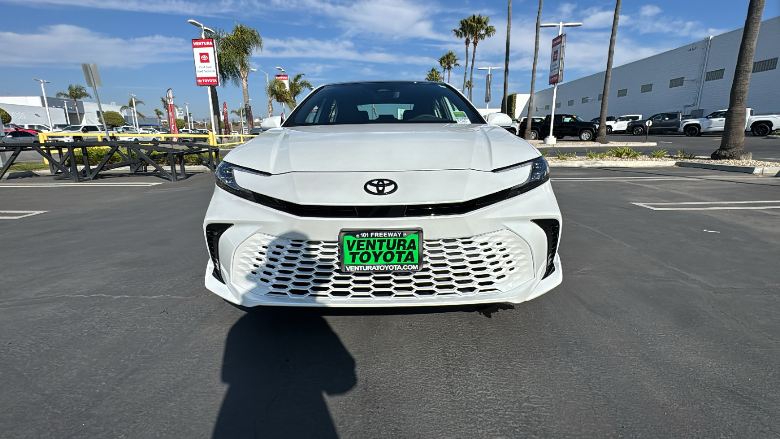 2025 Toyota Camry XSE 8