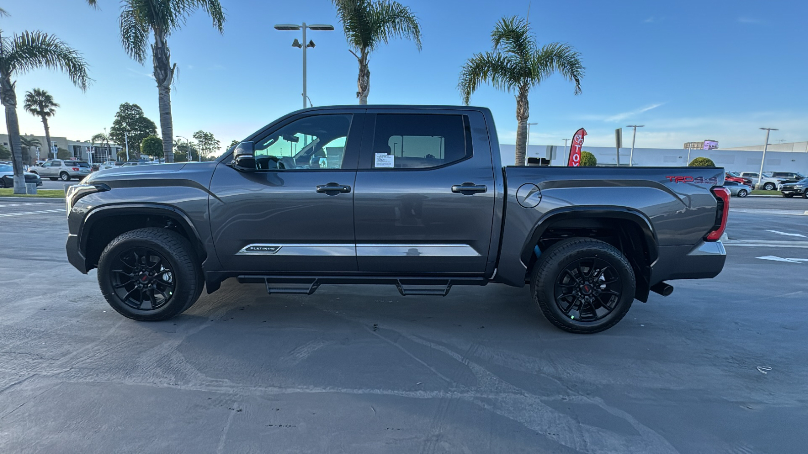 2025 Toyota Tundra Platinum CrewMax 5.5 Bed 6