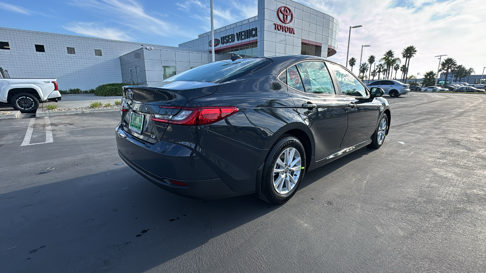 2025 Toyota Camry LE 3