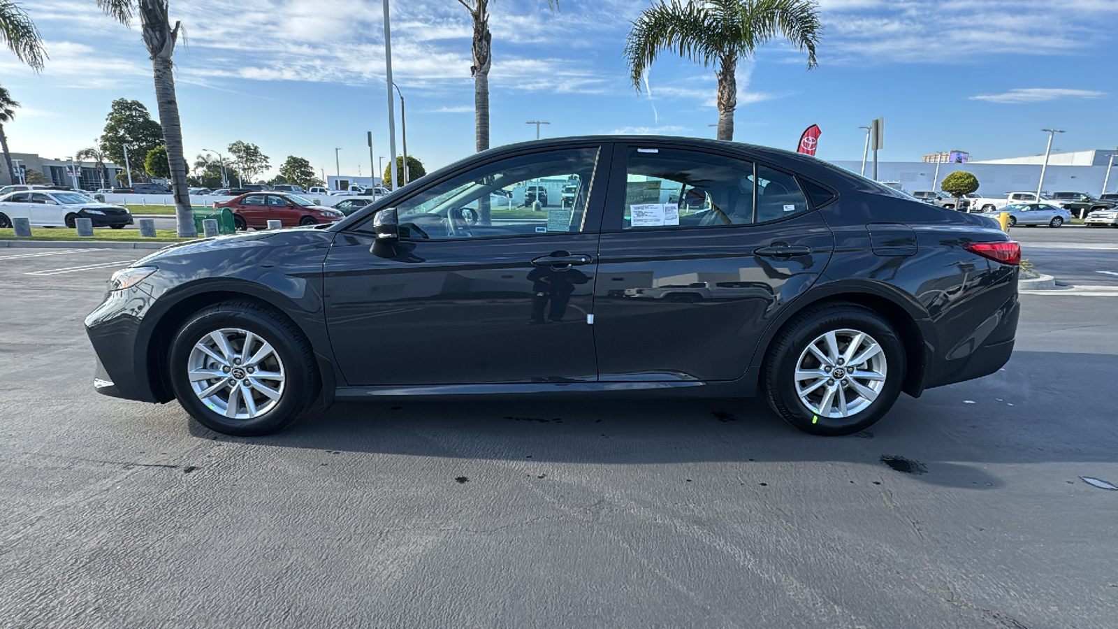 2025 Toyota Camry LE 6