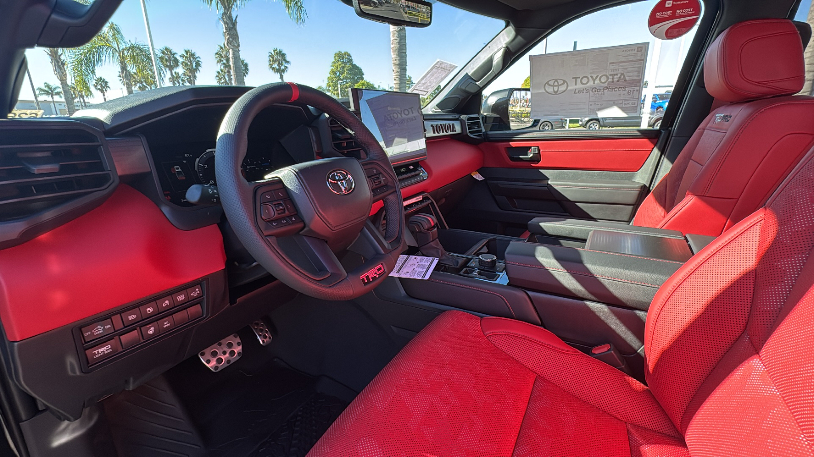 2025 Toyota Tundra TRD Pro Hybrid CrewMax 5.5 Bed 13