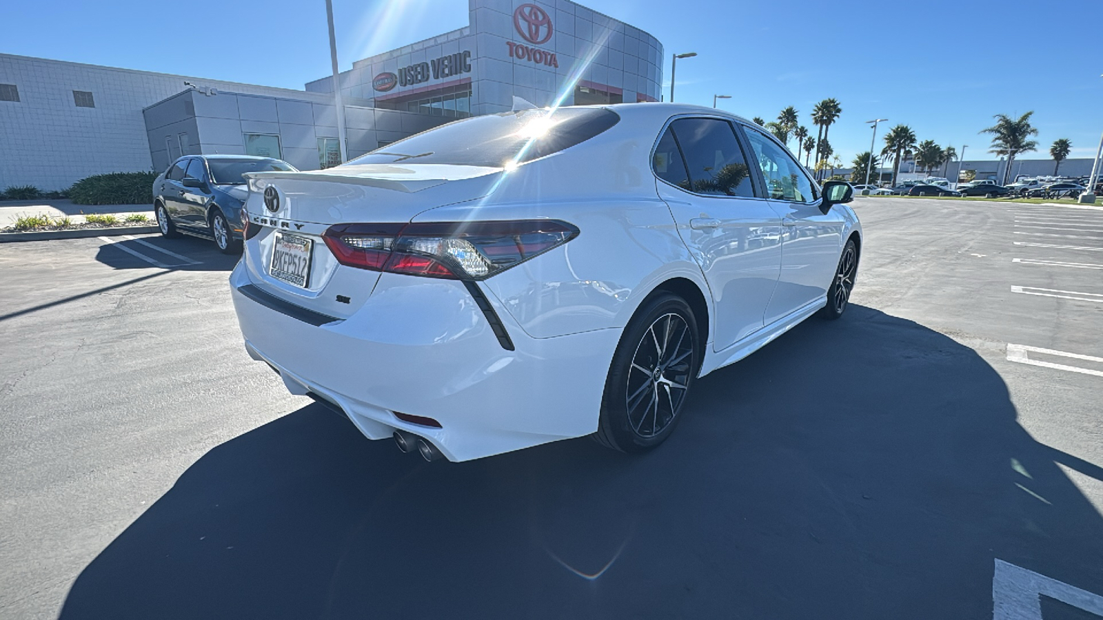 2024 Toyota Camry SE 3